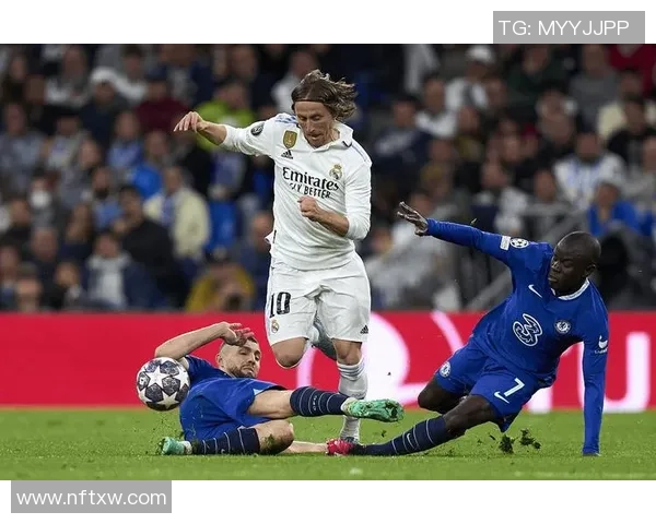 10月24日巴萨与皇马激战成和精彩回顾与赛后分析